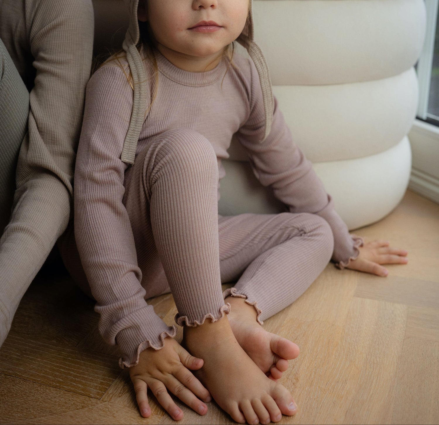 Langarmshirt mit Rüschen aus Merinowolle