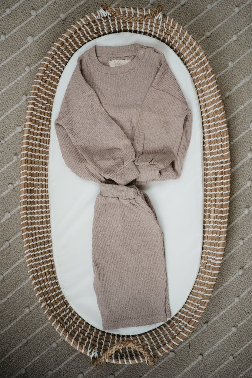 Waffle-textured organic cotton and linen barrel-leg trousers