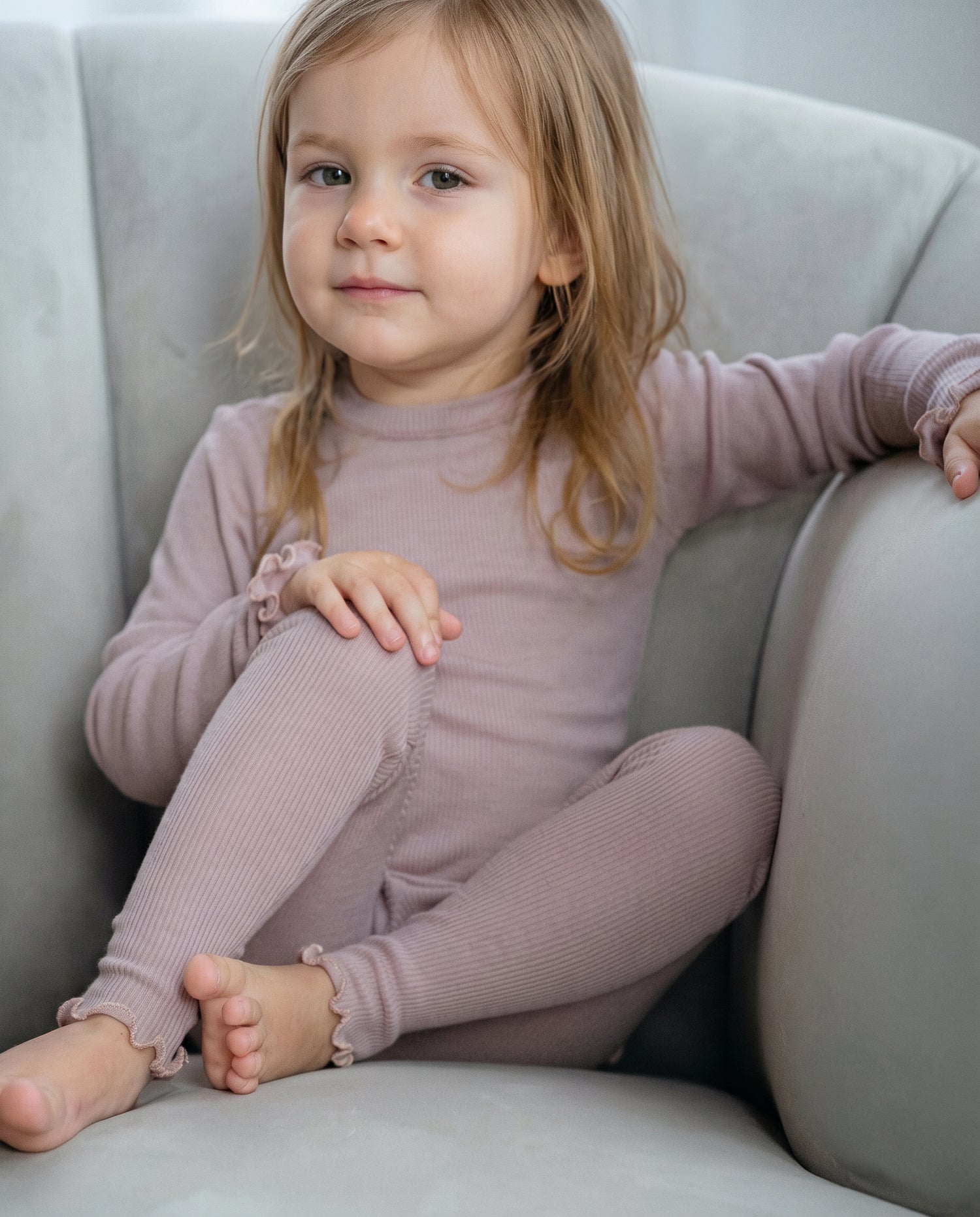 Merino wool leggings with ruffles